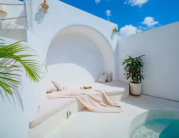 Photo 5 — Luxevista — 2-bedroom Mediterranean villa with pool and waterslide, next to Pandawa