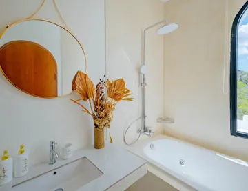 Photo 10 — Luxevista — 2-bedroom Mediterranean villa with pool and waterslide, next to Pandawa